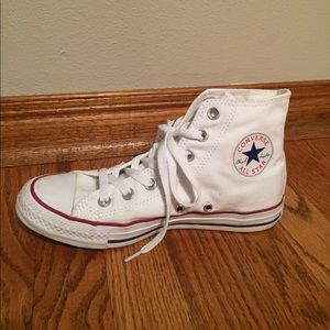 ONLY WORN ONCE Converse Chuck Taylor All Star Hi